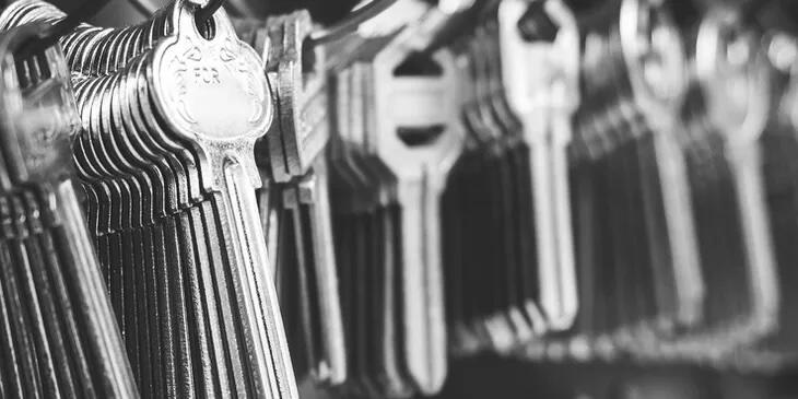 keys hanging on a rack